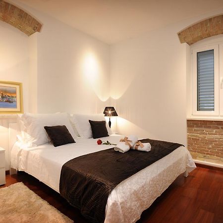 Apartments Felicitas スプリト 部屋 写真